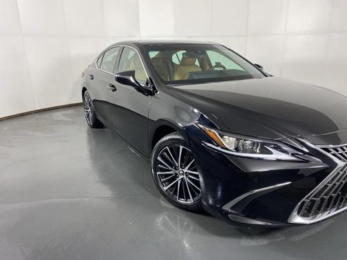 2022 Lexus ES 350 Base