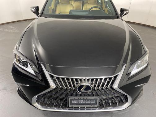 2022 Lexus ES 350 Base