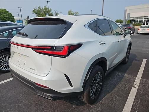 2024 Lexus NX 250 Premium