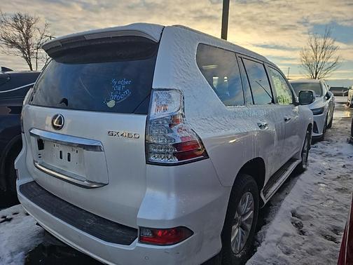 2023 Lexus GX 460 Premium