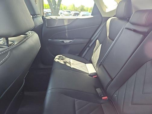 Nori Green Pearl 2025 Lexus NX 350 Luxury