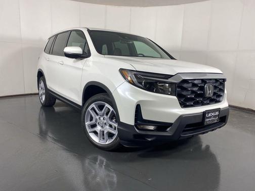 Platinum White Pearl 2024 Honda Passport AWD EX-L