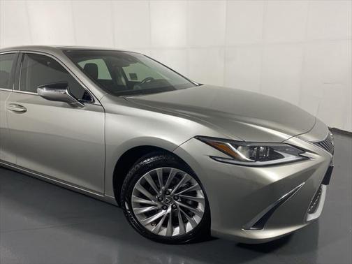 2019 Lexus ES 350 Luxury