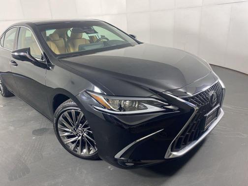 Obsidian 2025 Lexus ES 350 Luxury