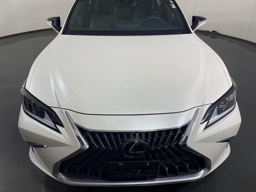 Eminent White Pearl 2025 Lexus ES 350 Base