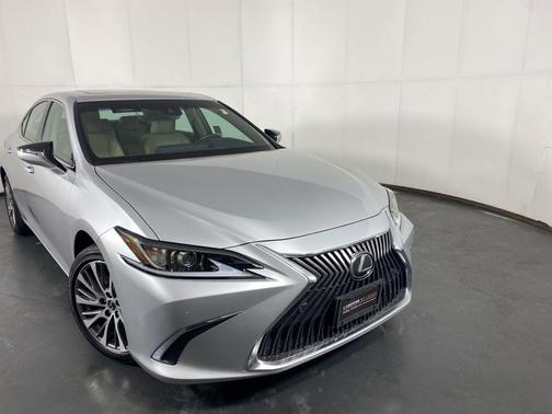 Silver Lining Metallic 2021 Lexus ES 250 Base