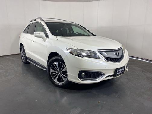 White Diamond Pearl 2017 Acura RDX Advance Package