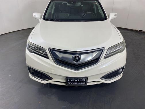 White Diamond Pearl 2017 Acura RDX Advance Package