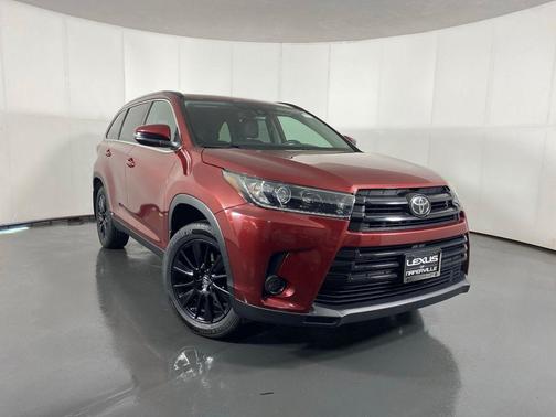 Salsa Red Pearl 2019 Toyota Highlander SE