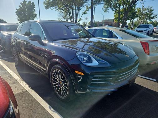 Black 2020 Porsche Cayenne Cayenne E-Hybrid