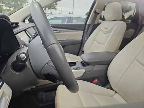2018 Cadillac XT5 Premium Luxury