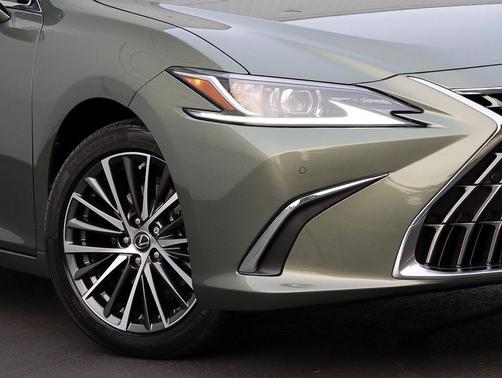 2025 Lexus ES 350 Base
