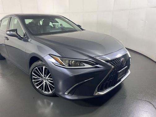 Cloudburst Gray 2023 Lexus ES 350 Base
