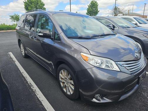 Predawn Gray Mica 2014 Toyota Sienna Limited