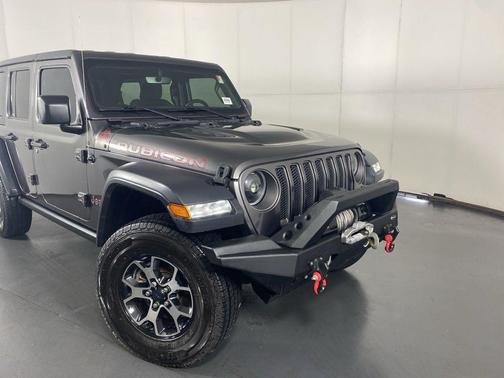 Granite Crystal Metallic Clearcoat 2020 Jeep Wrangler Unlimited Rubicon