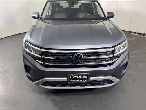 Platinum Gray Metallic 2023 Volkswagen Atlas 3.6L SE w/Technology