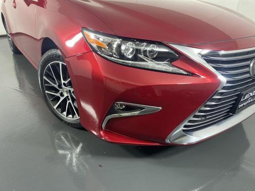 2016 Lexus ES 350 Base