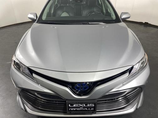 2018 Toyota Camry Hybrid XLE