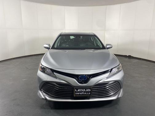 2018 Toyota Camry Hybrid XLE