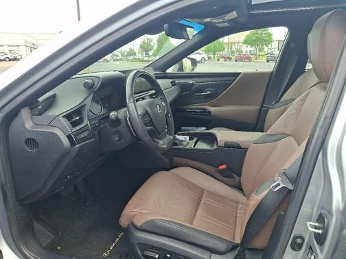 Iridium 2023 Lexus ES 350 Ultra Luxury