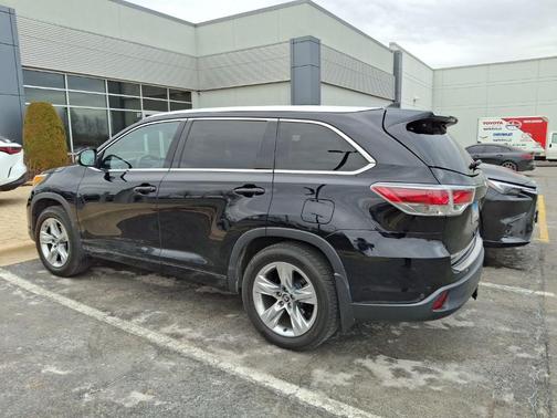 2016 Toyota Highlander Limited Platinum