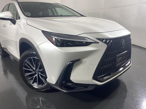 2023 Lexus NX 350h AWD