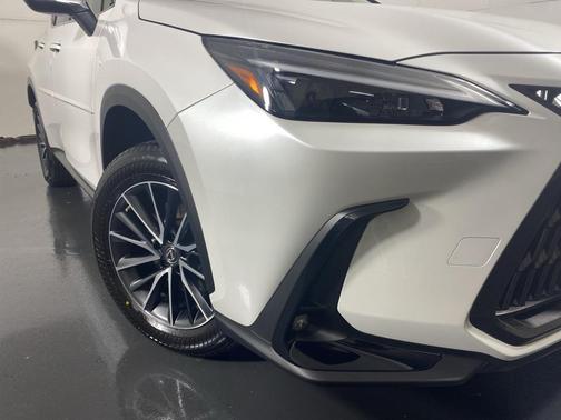 2023 Lexus NX 350h AWD