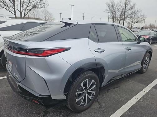 2023 Lexus RZ 450e Premium