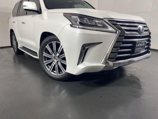 Starfire Pearl 2016 Lexus LX 570 Base