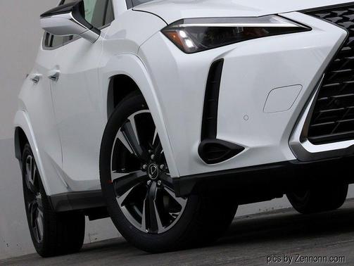 Ultra White 2026 Lexus UX 300h Premium