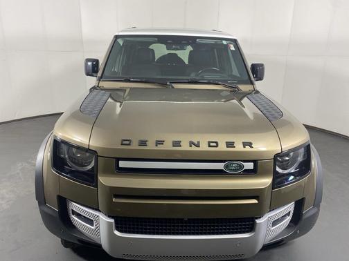 2021 Land Rover Defender 110 SE