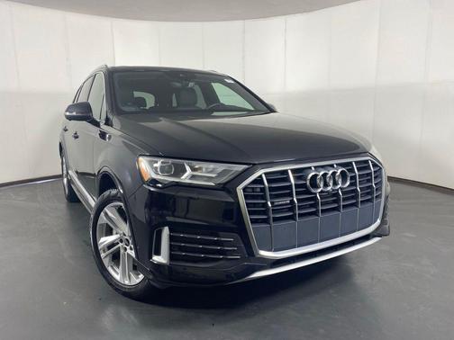 Galaxy Blue Metallic 2021 Audi Q7 45 Premium Plus