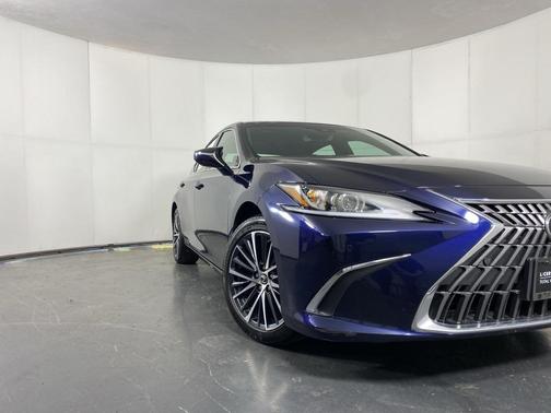 2024 Lexus ES 300h Base