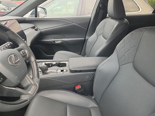 Eminent White Pearl 2025 Lexus RX 350 Premium