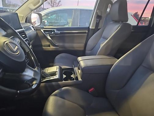2023 Lexus GX 460 Luxury