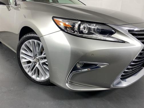 2018 Lexus ES 350 Base