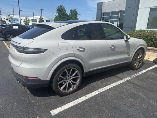 Chalk 2021 Porsche Cayenne Cayenne