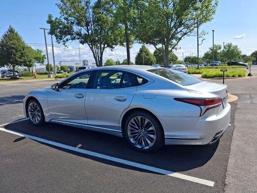 Liquid Platinum 2018 Lexus LS 500 Base