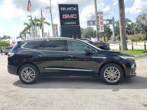 2023 Buick Enclave Premium