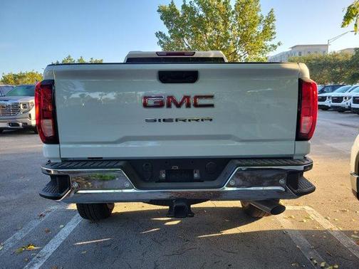 2025 GMC Sierra 2500 Pro