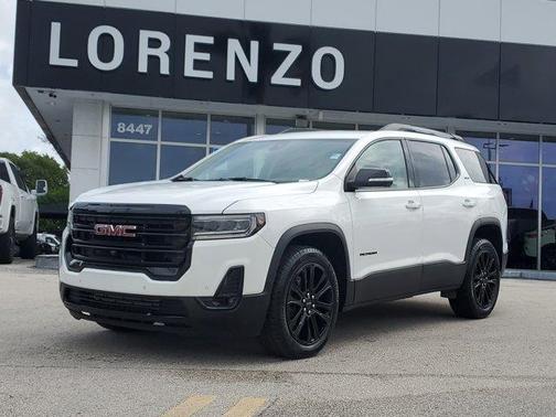 2023 GMC Acadia SLT