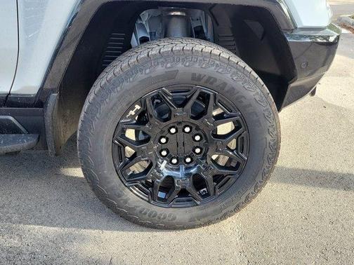 2026 GMC HUMMER EV SUV 2X