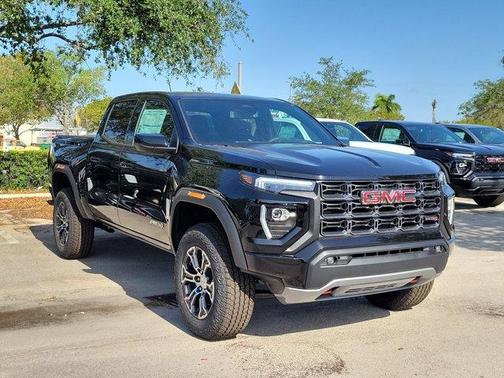 2025 GMC Canyon AT4