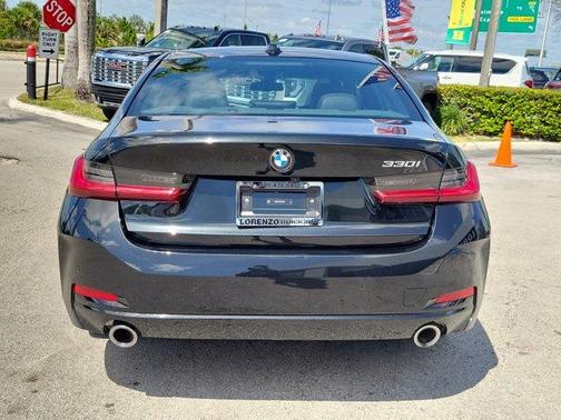 2024 BMW 330 i