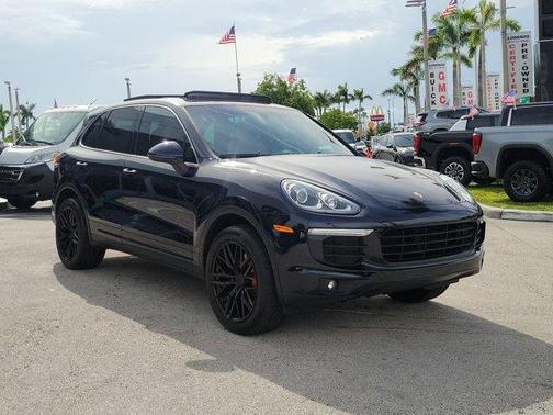2018 Porsche Cayenne Platinum Edition