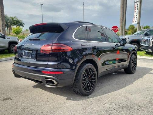 2018 Porsche Cayenne Platinum Edition