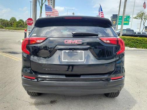 Ebony Twilight Metallic 2021 GMC Terrain SLE