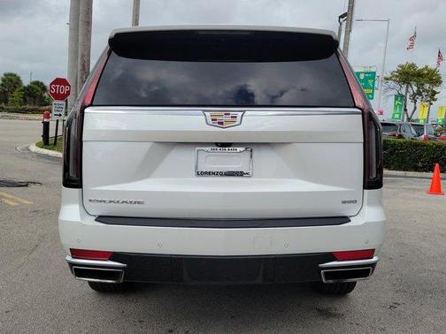 2023 Cadillac Escalade ESV Premium Luxury