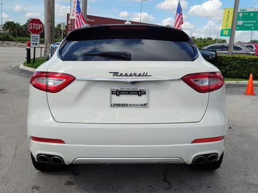 2017 Maserati Levante Base