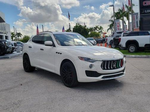 2017 Maserati Levante Base